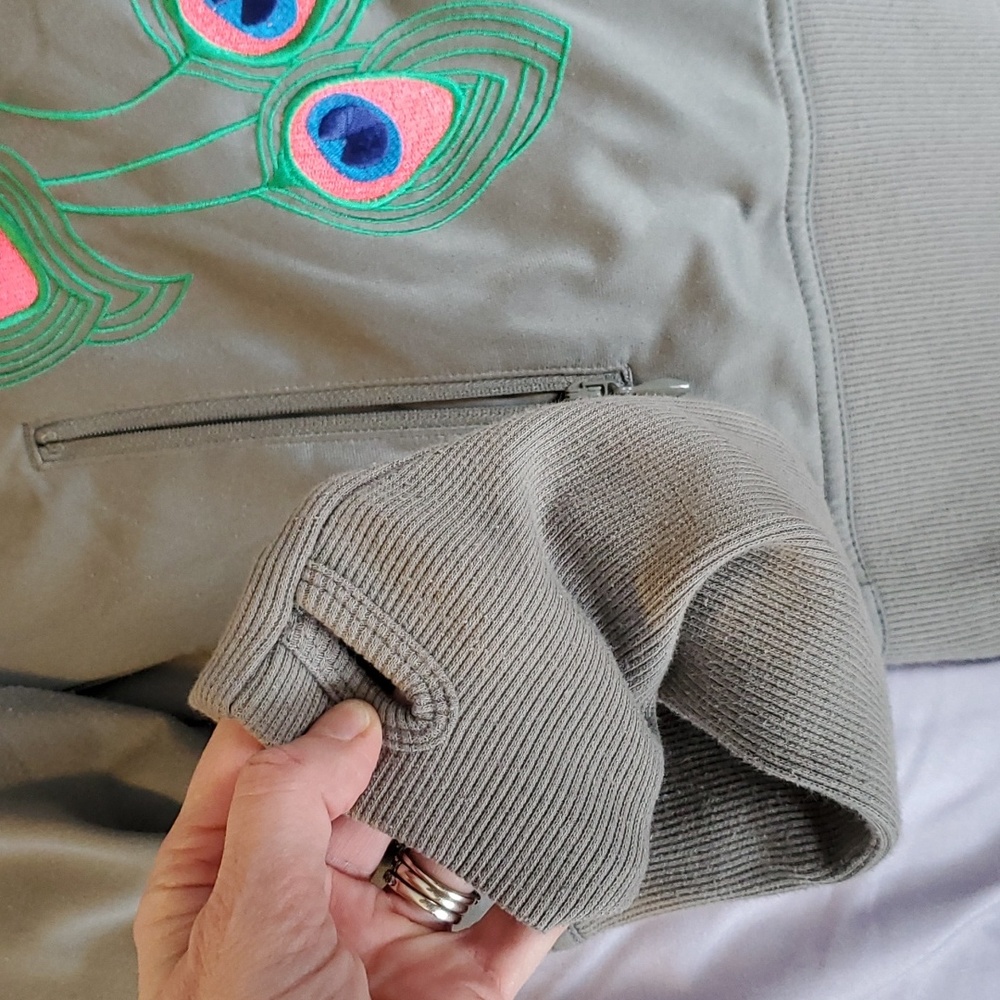 Reebok Jacket - Picture 6 of 11